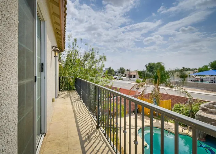 Holiday home Luxe With Private Pool! *